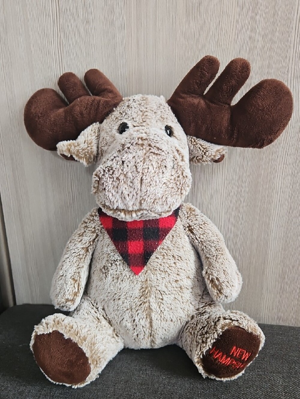 Plush Moose Stuffed Animal with Red Plaid Bandana New Hempshire Tag